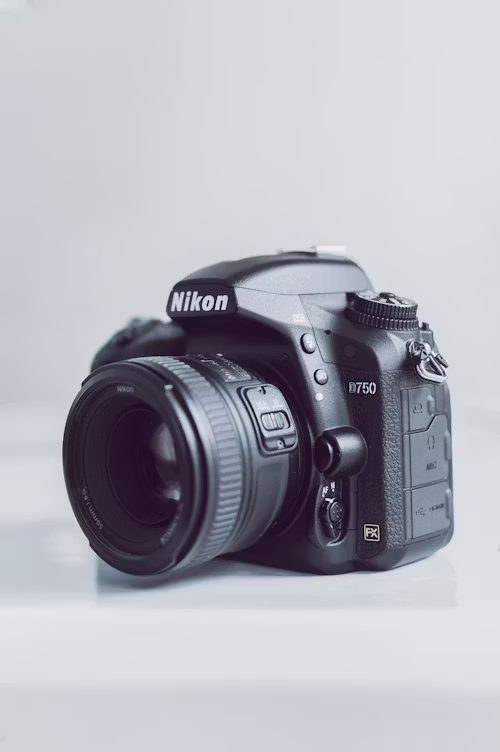 Get Second Hand Camera for 40% off